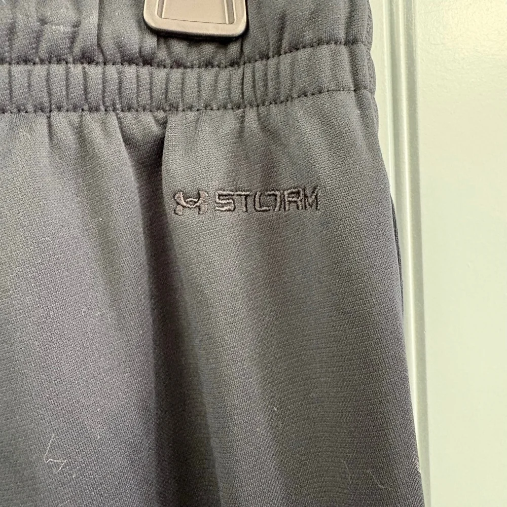 Under Armour Black ColdGear Storm Loose Sweatpants M